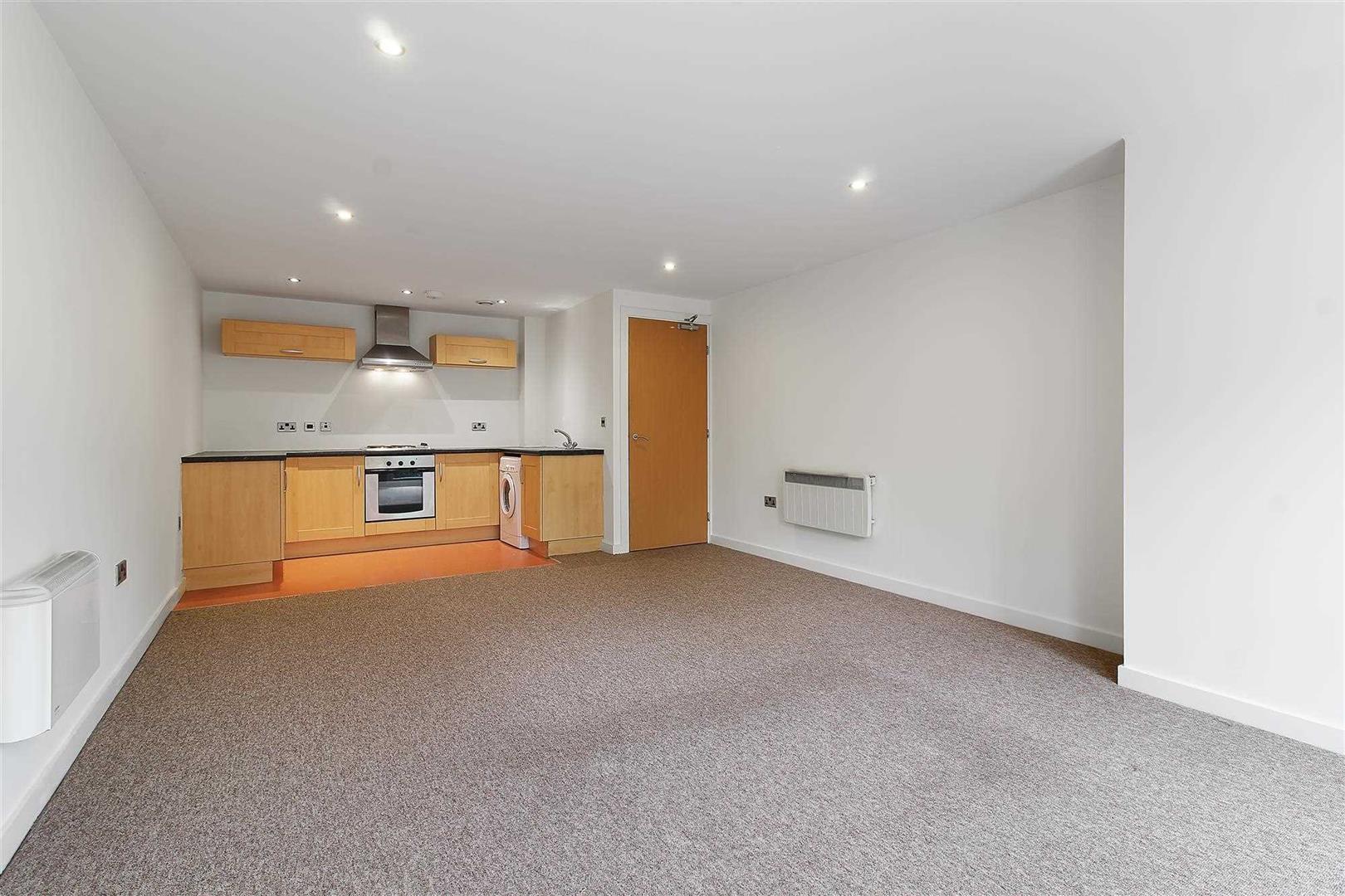 1 bed property in Piccadilly Heights, Chesterfield